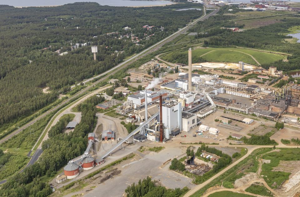 Ilmakuva Porin Prosessivoiman voimalaitosalueesta Kaanaassa.